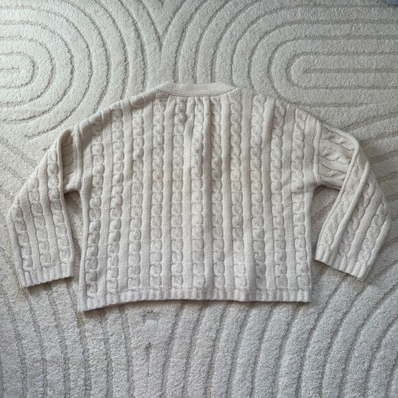 Abercrombie & Fitch Cream Wool Knit Cardigan Size Medium - Picture 4 of 6